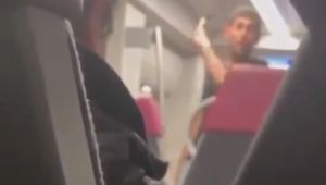 Ελβετία: Στη δημοσιότητα βίντεο με τον Ιρανό που κράτησε ομήρους επιβάτες τρένου – Τον σκότωσε η αστυνομία