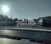 Τροχαίο ατύχημα στον κόμβο της Καλλικράτειας προκαλεί καθυστερήσεις στην επιστροφή των εκδρομέων (pics)