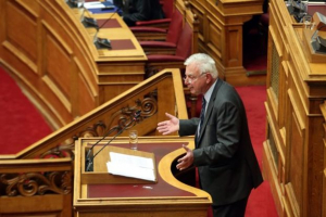 Το παράδειγμα Αβραμόπουλου και Σαμαρά ακολουθεί ο Πικραμμένος