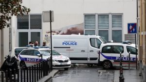 Τέσσερις τραυματίες από επίθεση αγνώστων με μαχαίρι στο Παρίσι κοντά στα παλαιά γραφεία του Charlie Hebdo