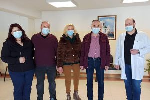 Επίσκεψη Γ. Φραγγίδη στο Εμβολιαστικό Κέντρο του Κ. Υ. Δροσάτου