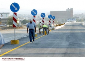 Κόντρα Χατζηδάκη -Σπίρτζη για «πάγωμα» δημοπρατήσεων