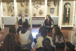 Μαθητές του 1ου Γυμνασίου Κιλκίς στην Έκθεση του Περιπλανώμενου Μουσείου Πολιτισμών