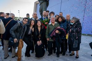 Σ. Κουμτζής: Ο τυφλός αριστούχος φοιτητής που απέδειξε ότι θέληση και μυαλό υπερνικούν τις αδυναμίες του σώματος (vid)