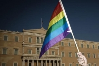 Athens Pride: Καταδικάζει την προσπάθεια εκδίωξης αστυνομικών από την παρέλαση