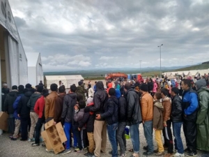 «Nα δεχθεί η Γερμανία 28.000 πρόσφυγες από την Ελλάδα», ζήτησε η Κλ. Ροτ