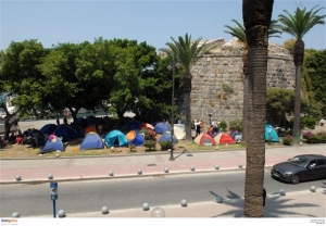 Πολυτελές... 20μετρο ιστιοφόρο μετέφερε 250 πρόσφυγες στην Κω