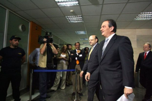 «Προσωπικές οι απόψεις Αντώναρου» λέει το περιβάλλον Καραμανλή