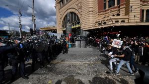Σίδνεϊ: Επεισόδια για το lockdown – Ρεκόρ κρουσμάτων στην χώρα (vids)