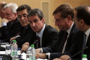 Τριμερής συμφωνία για τον αριθμό των εισακτέων το 2015-16