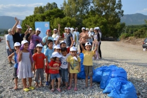 Πληγές και όνειρα προσφύγων στις Ροβιές