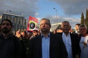 Ολοκληρώθηκε συλλαλητήριο του ΠΑΜΕ στο Σύνταγμα