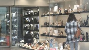 Ανοικτά τα εμπορικά καταστήματα την Κυριακή 8 Μαΐου