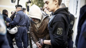 Με ένταση ξεκίνησε η δίκη για τη δολοφονία της Δώρας Ζέμπερη