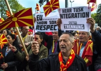 Κλιμακώνεται η αντιπαράθεση Σκοπίων - Τιράνων