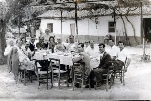 Β. Αθανασιάδης: Οινομαγειρείον “Η Κληματαριά”