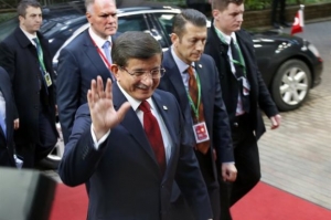 Νταβούτογλου στις Βρυξέλλες: Ιστορική ημέρα για την τουρκική ενταξιακή πορεία