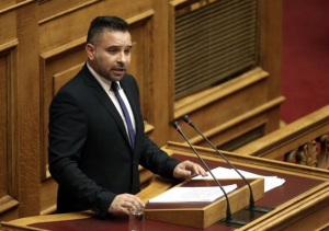 Ανεξαρτητοποιείται ο βουλευτής της Ενωσης Κεντρώων, Γ. Κατσαντώνης