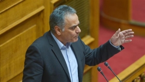 Συνάντηση Σκουρλέτη με σωματεία εργαζομένων στα τουριστικά επαγγέλματα