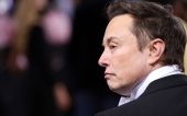 Έλον Μασκ: «Επιστρέφει» στην Tesla