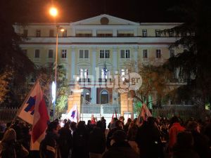 Θεσσαλονίκη: Εργατικά σωματεία ζητούν μέτρα έξω από το ΥΜΑΘ (pics &amp; vid)