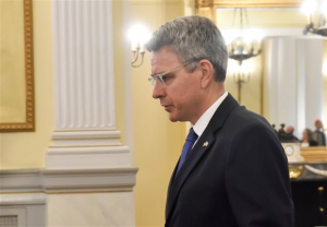Τι θα κάνει ο αμερικανός πρέσβης στο Αγιο Ορος