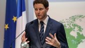 Κλεμάν Μπον: Δεν αποκλείεται η εκ νέου επιβολή απαγορεύσεων κυκλοφορίας