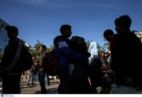 Μετανάστες κρατούνταν δια της βίας σε διαμέρισμα στην πλατεία Βικτωρίας