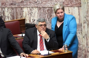 <div>Αίρεται ο κατ'οίκον περιορισμός για Μιχαλολιάκο - Ζαρούλια</div>