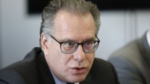 Κουμουτσάκος σε ΣΚΑΪ για προσφυγικό: Χρειάζονται πανευρωπαϊκές λύσεις