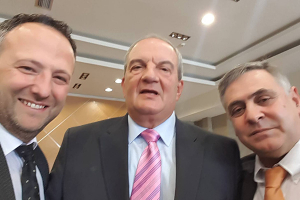 Μεγαλεία ο Μηνάς και ο Θεόφιλος!