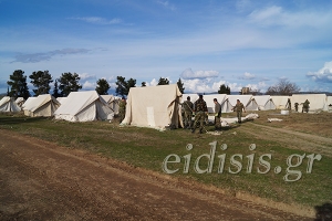 Εκατοντάδες σκηνές στο στρατόπεδο Χέρσου