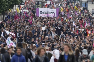Γαλλία: Συγκρούσεις διαδηλωτών - αστυνομίας στη Ναντ