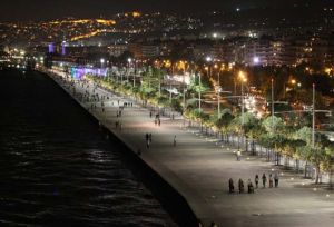 Θεσσαλονίκη: Νεκρός 34χρονος που έπεσε με το αναπηρικό του αμαξίδιο στον Θερμαϊκό