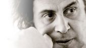 ΠΕΔ-ΚΜ: αποχαιρετά τον Μίκη Θεοδωράκη