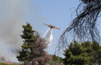 Μεγάλη πυρκαγιά μαίνεται στην κεντρική Κέρκυρα