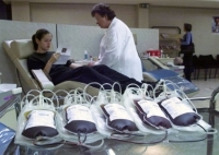 Ποτάμι: Απώλεια χιλιάδων ευρώ από τη μη ολοκλήρωση του διαγωνισμού για το αίμα