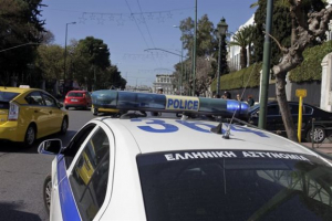 Συνελήφθη 58χρονη που έστελνε απειλητικές επιστολές σε υπουργούς