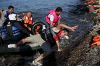 Ύπατη Αρμοστεία ΟΗΕ προς ΕΕ: Κάντε νόμιμες εναλλακτικές οδούς για πρόσφυγες