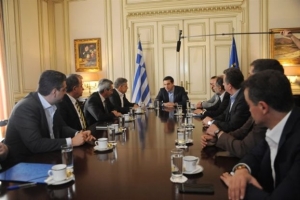 Περιφερειάρχες: «Εν αγνοία μας η τροπολογία για το επαγγελματικό ασυμβίβαστο»