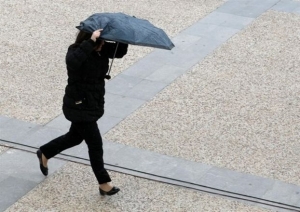 Αστατος καιρός με τοπικές βροχές και σποραδικές καταιγίδες σε δυτικά-νότια