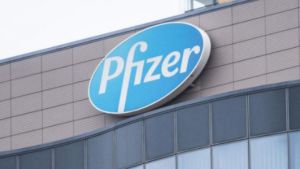 Εμβόλιο Pfizer: Παραμένει μετά την πρώτη δόση ο κίνδυνος μόλυνσης από τα παραλλαγμένα στελέχη του covid-19