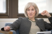 Σούζαν Σάντλερ: «Οι αγορέςδεν έχουν πεισθεί ότι θα τα καταφέρετε χωρίς το ΔΝΤ»