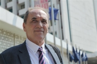 Σταθάκης: Το τρίτο μνημόνιο φέρνει ηπιότερη προσαρμογή