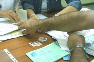 Απάτη με παράβολα μεταβίβασης οχημάτων στην Εύβοια