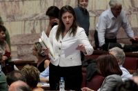 Κωνσταντοπούλου: Απάντηση στον Τσίπρα με εμπρηστική ομιλία στη Βουλή