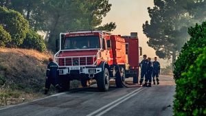 Αποκατάσταση κυκλοφορίας στην οδό Ν. Μουδανιών-Σάρτης μετά από πυρκαγιά