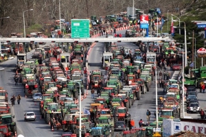 Μπλόκο στα Τέμπη από τους αγρότες της Λάρισας την Τετάρτη