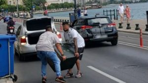 Θεσσαλονίκη: Αυτοί είναι οι δύο άνδρες που αφαίρεσαν χρηματοκιβώτιο από διαμέρισμα