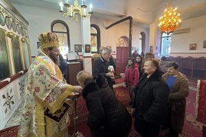 Ο Κιλκισίου Βαρθολομαίος τέλεσε την τελευταία Θ. Λειτουργία του χρόνου στις Πετράδες (ΦΩΤΟ)